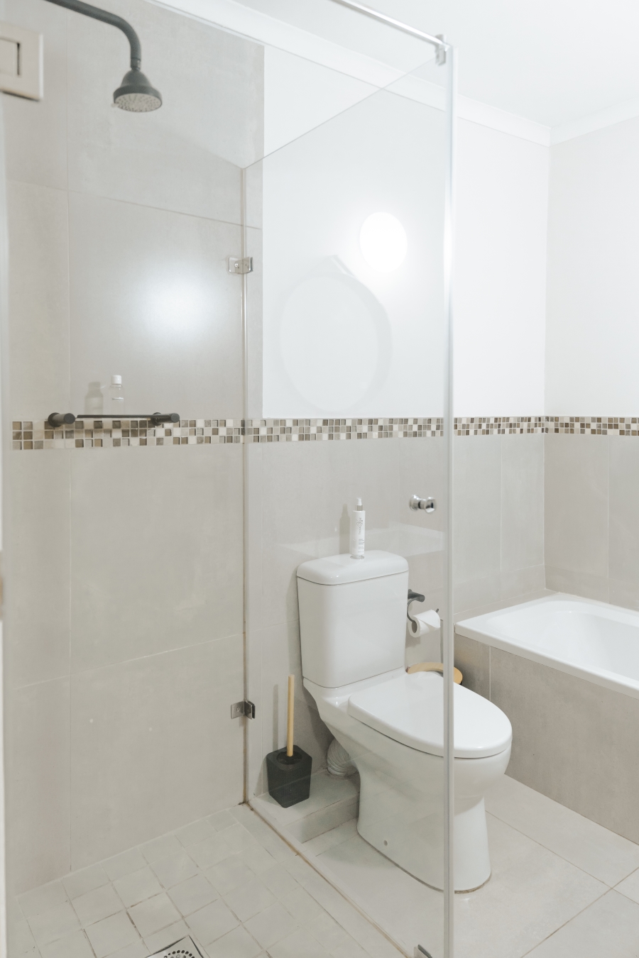 To Let 2 Bedroom Property for Rent in Table View Western Cape